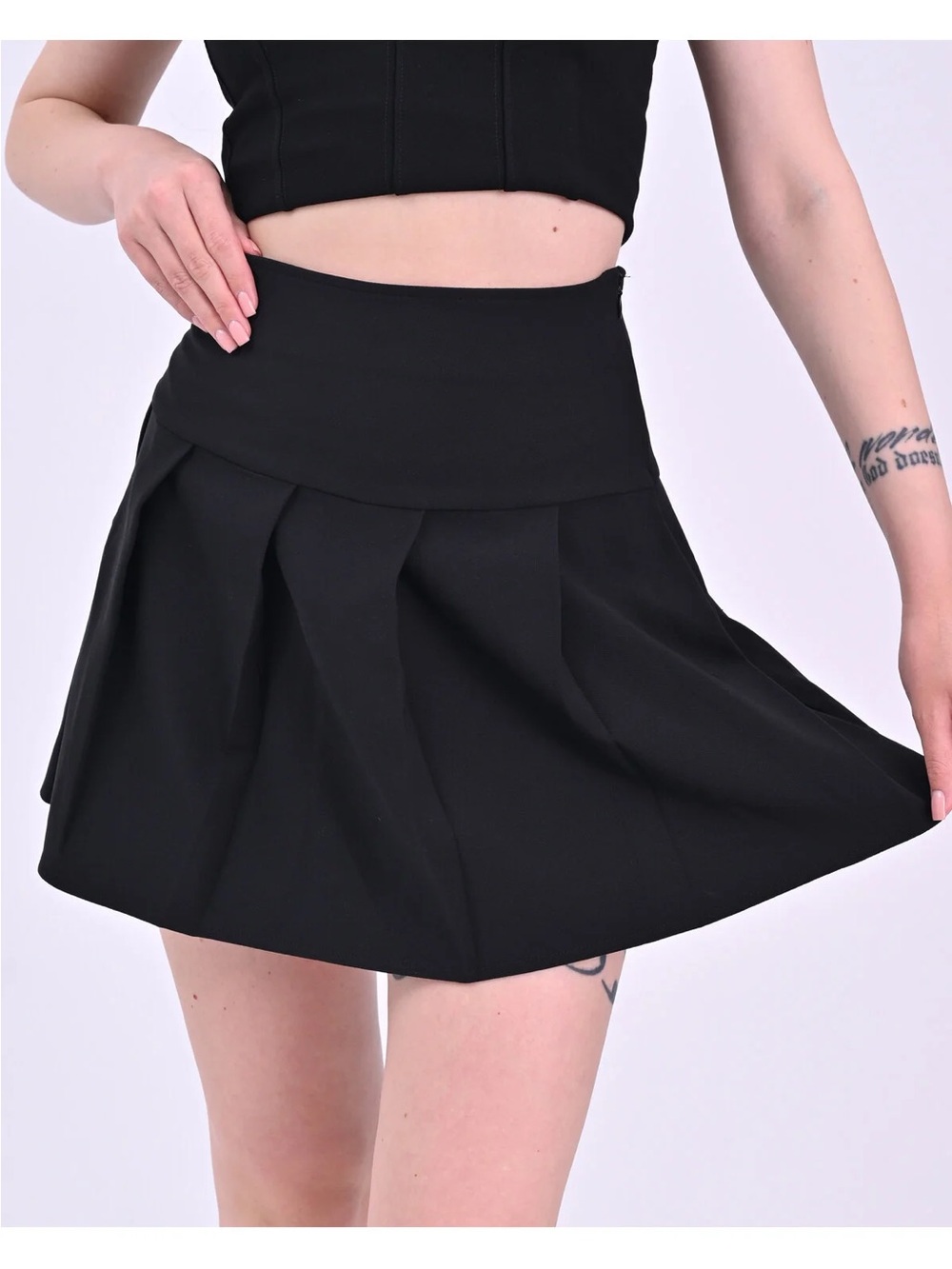 H&M Divided Black Pleated Circle Skater Mini Skirt